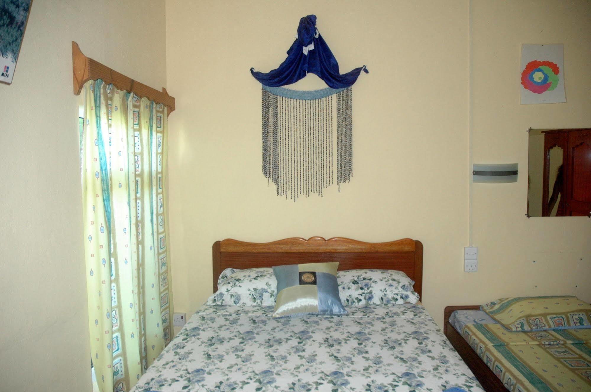 Reve Des Iles Guesthouse Gravier Екстериор снимка