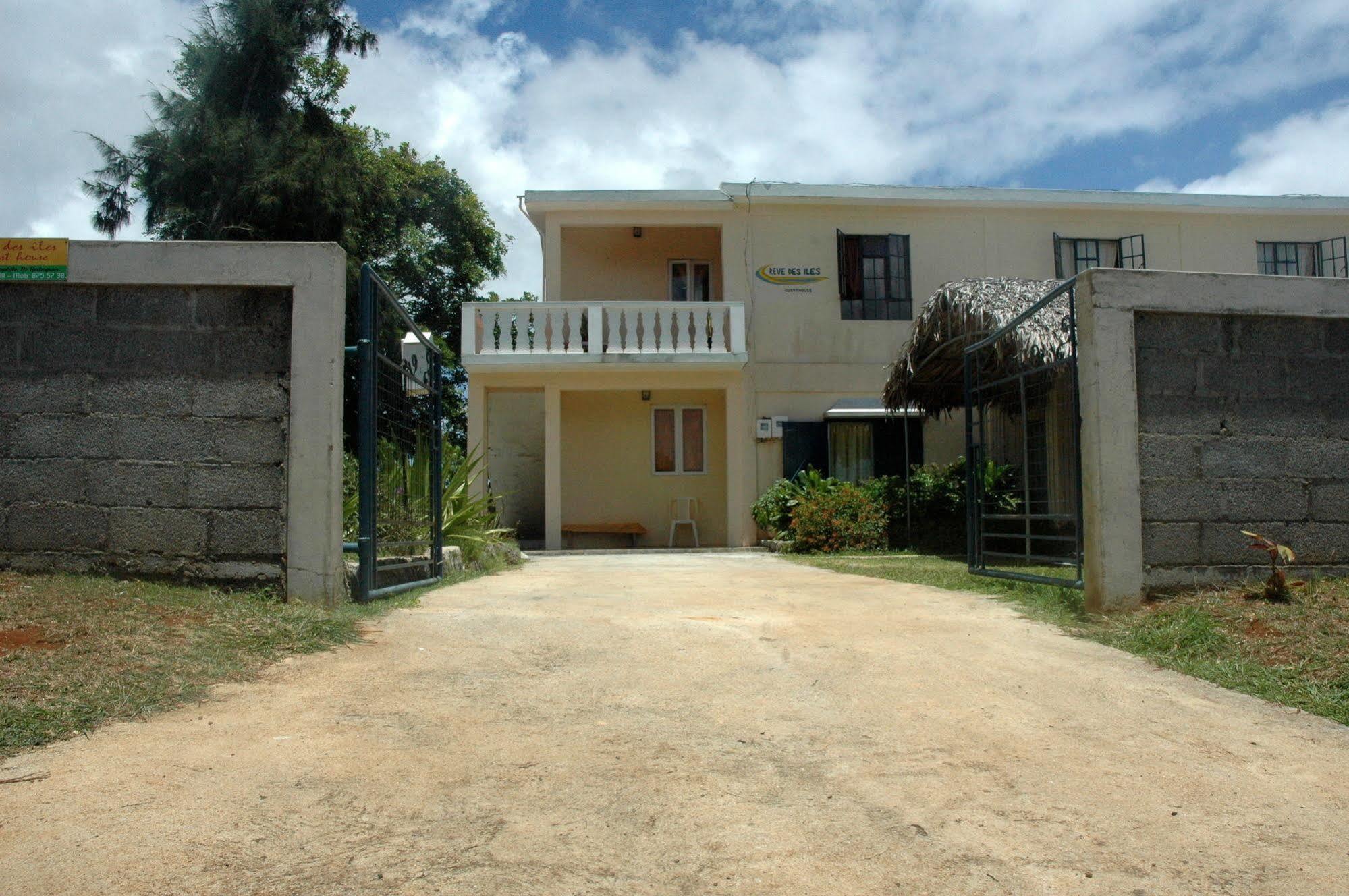 Reve Des Iles Guesthouse Gravier Екстериор снимка