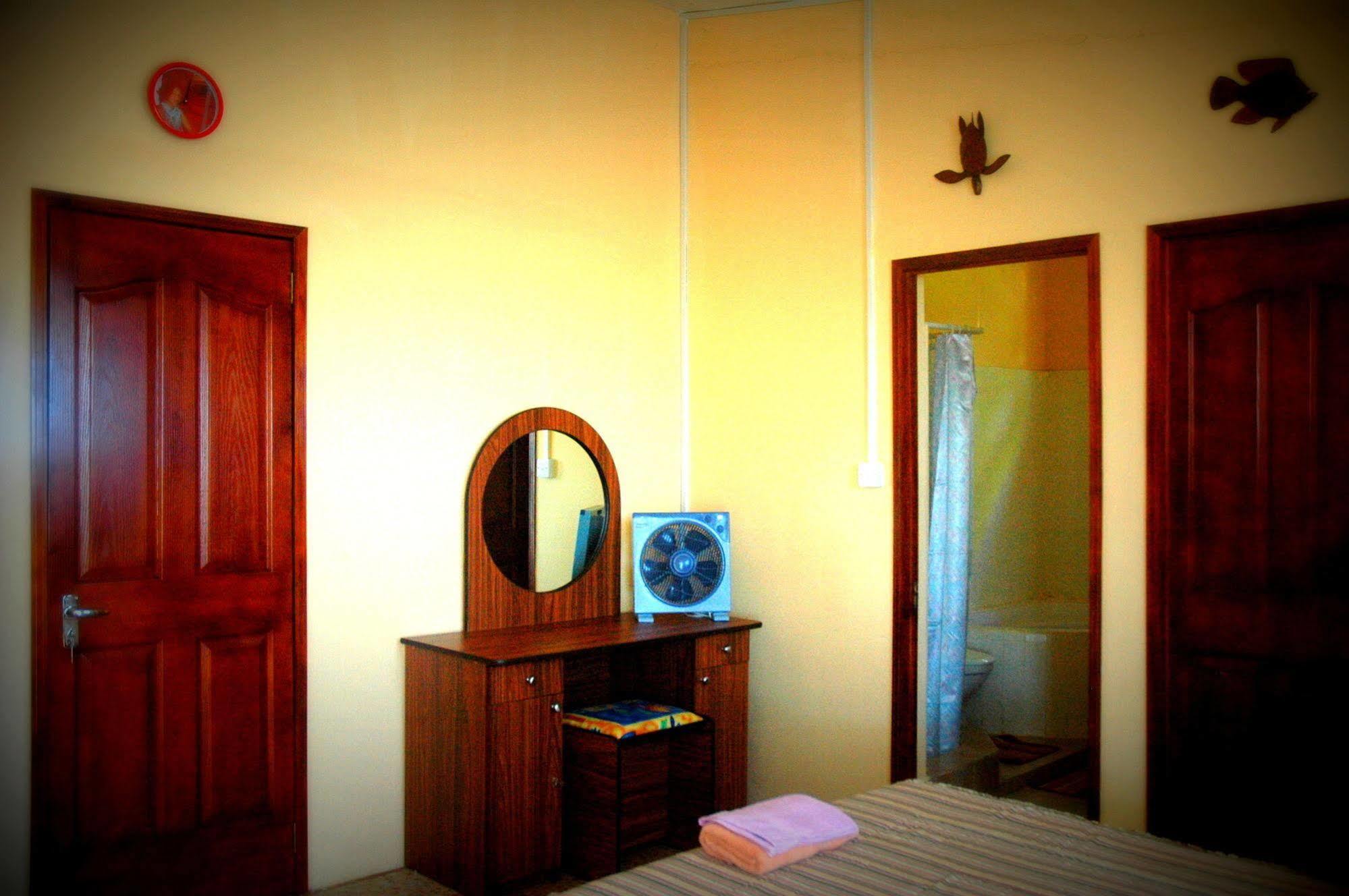 Reve Des Iles Guesthouse Gravier Екстериор снимка